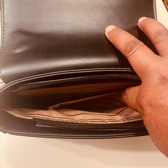 Crossbody bag for women elegant style - Picture 4 of 9